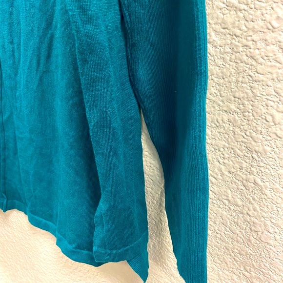 Style Company Women's Green Long Sleeve Tunic Sweater - Picture 3 of 3